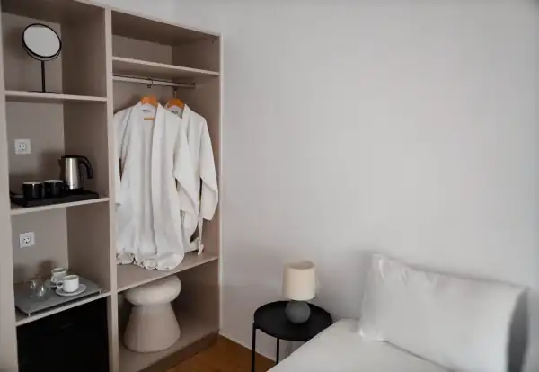 Superior Triple Room with Sea View Photo 3