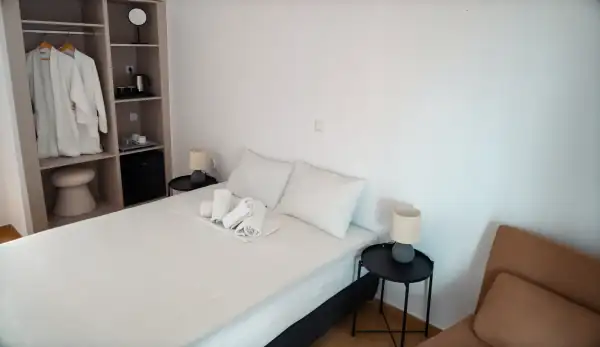 Superior Triple Room with Sea View Photo 1